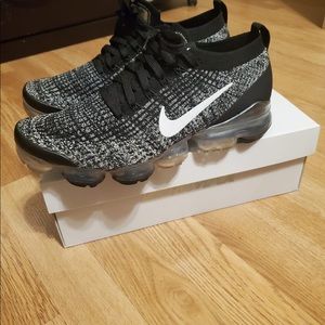 Vapor Max 3 sneakers